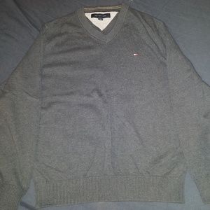 Men's Tommy Hilfiger V-Neck Sweater (M)